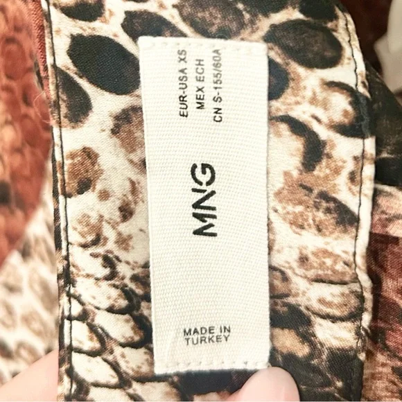 NWOT Mango Women’s Brown and Cream Snake Print Midi Skirt with Slit - Picture 4 of 5